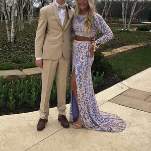 This is a sherri hill 2019 prom dress!